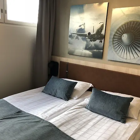 Отель Pilot Express Airport Вантаа