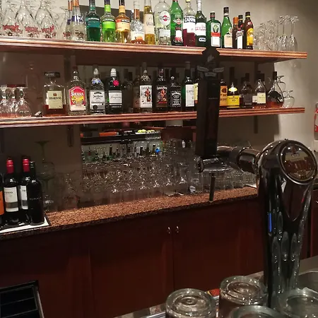 Pilot Express Airport Отель Вантаа