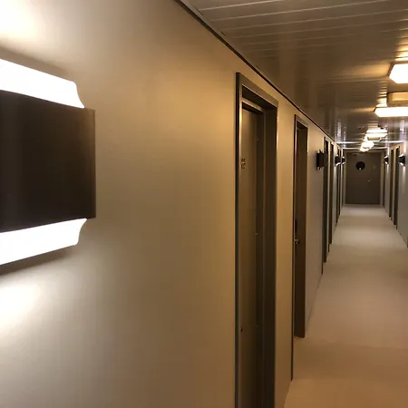 Pilot Express Airport 3*
