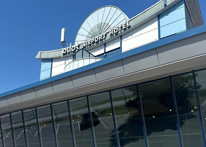 Hotel Pilot Airport 3*