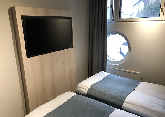 Отель Pilot Airport