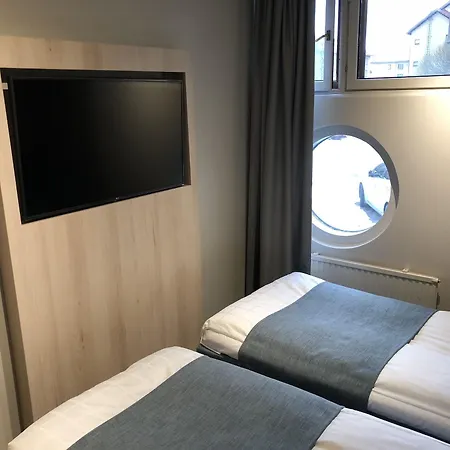 Hotel Pilot Airport