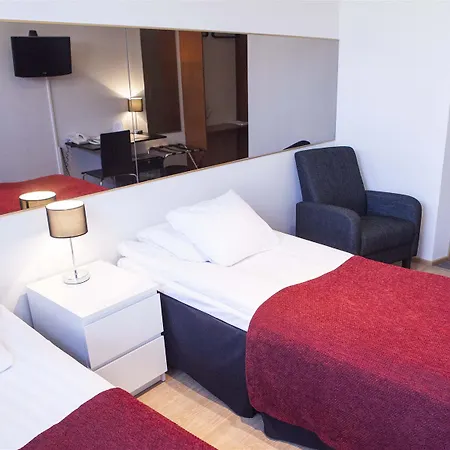 Hotel Pilot Airport