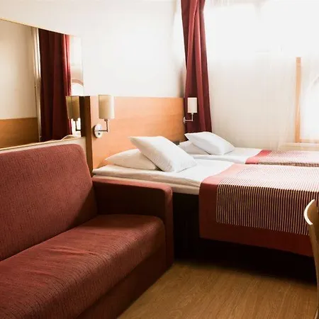 Hotel Pilot Airport